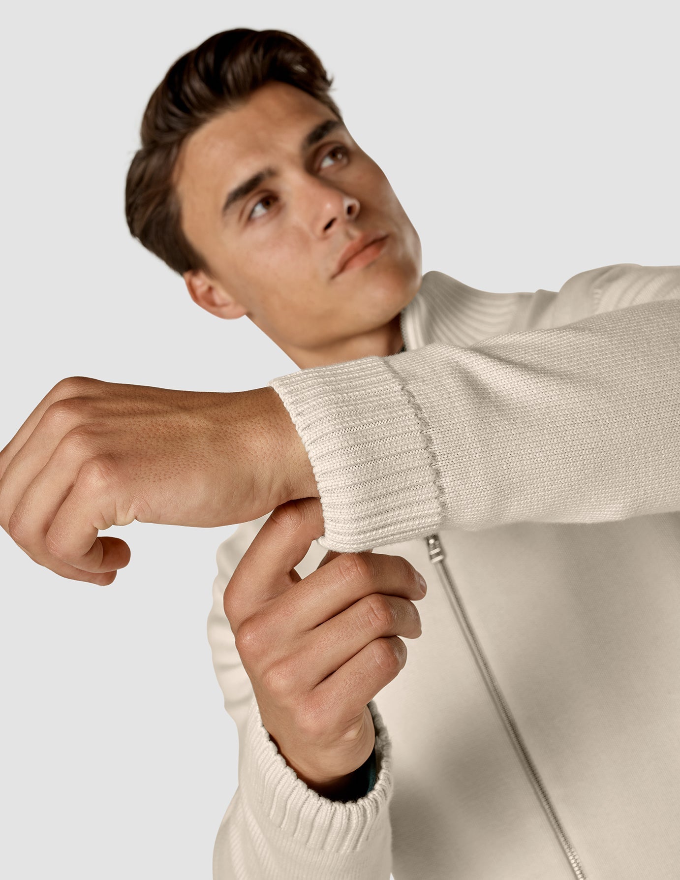 Heavy Knit Full Zip Off White